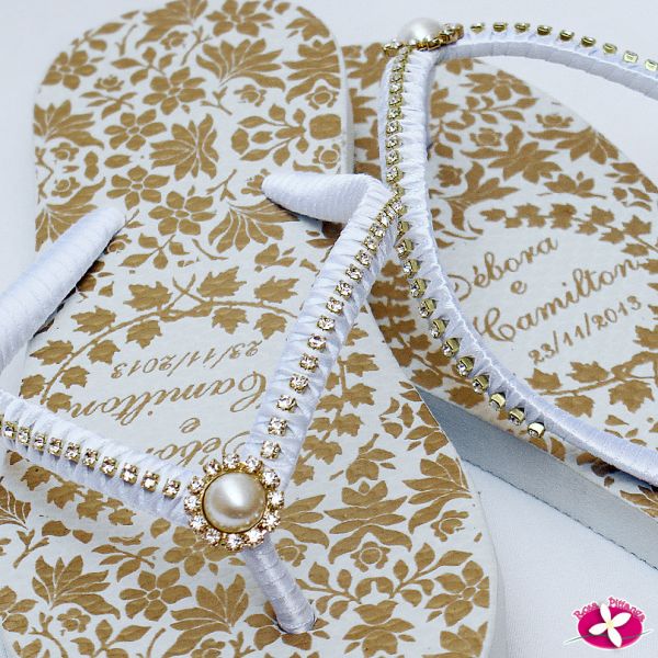 Chinelo Personalizado com fita de cetim e strass